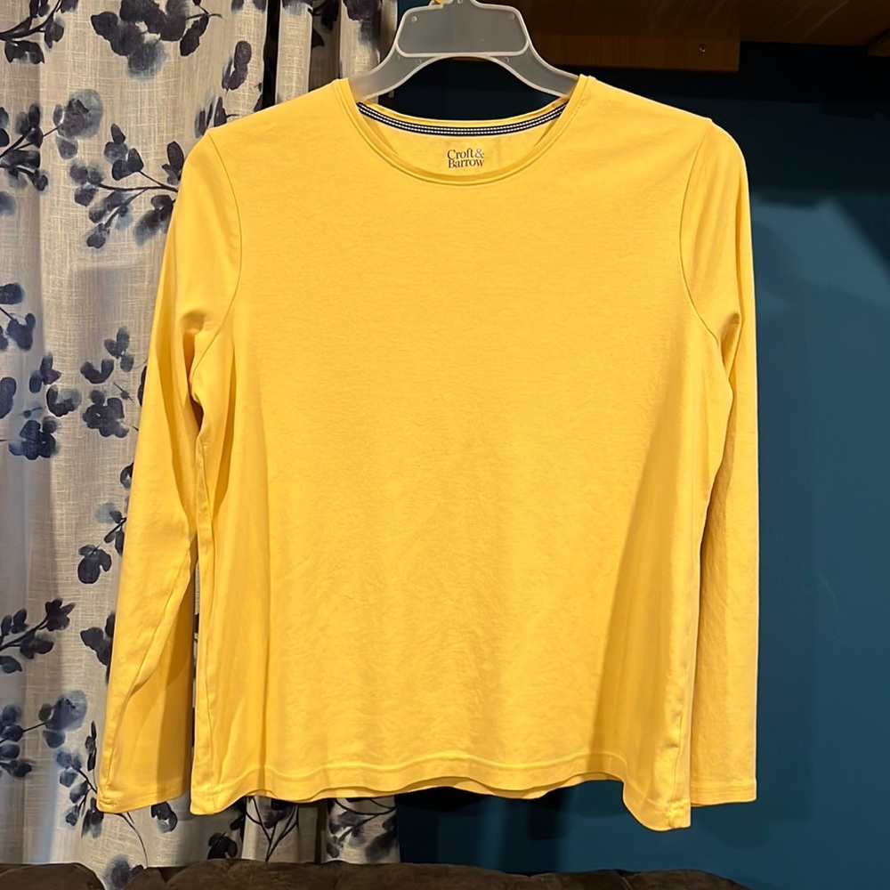 Croft & Barrow Yellow long sleeve tee - Picture 2 of 4